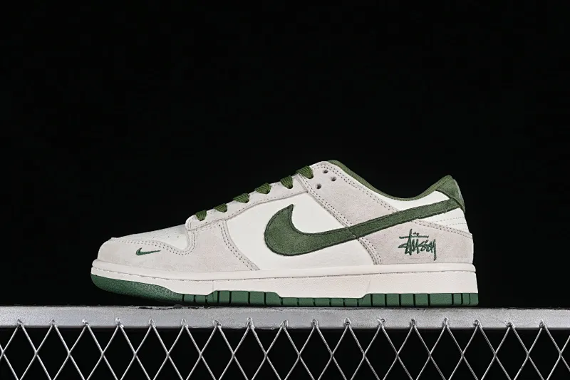 All categories Nk SB Dunk Series Nk SB Dunk Low High-end customized low-top sneakers Stussy